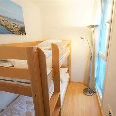 - Haus L, App 0l0802 Apartment